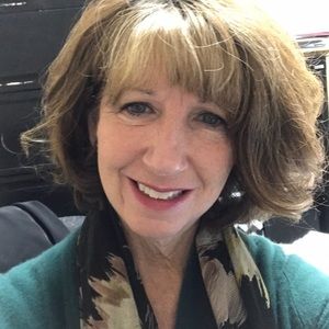 Meet your Posher, Lori